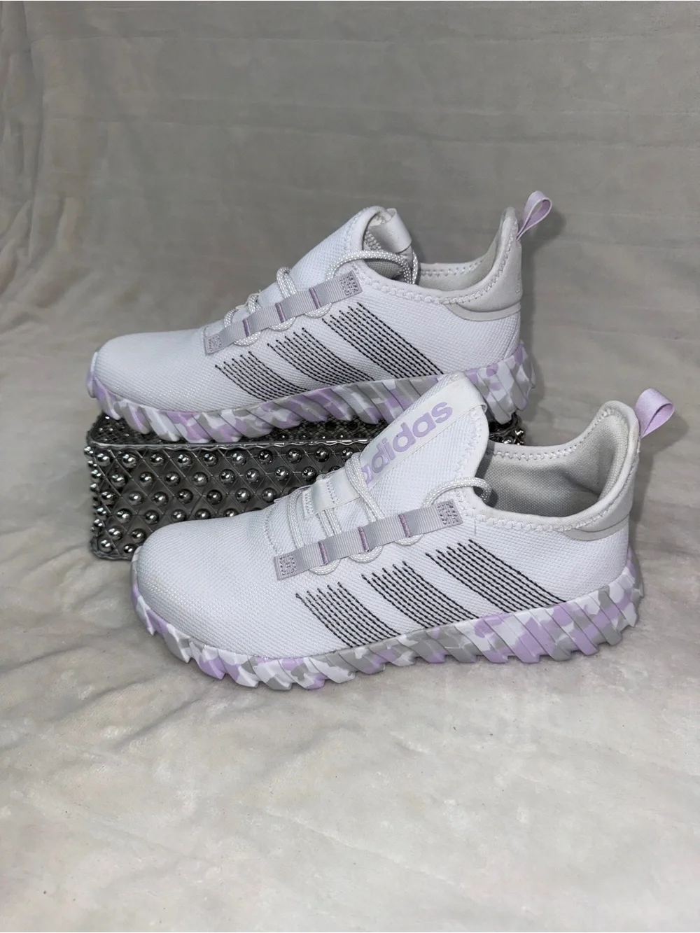 Adidas Kaptir Flow K White Purple Sz Youth 7  JR0430 NWT